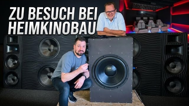 Holger Franz und Tobi vor der Soundwall bei Heimkinobau